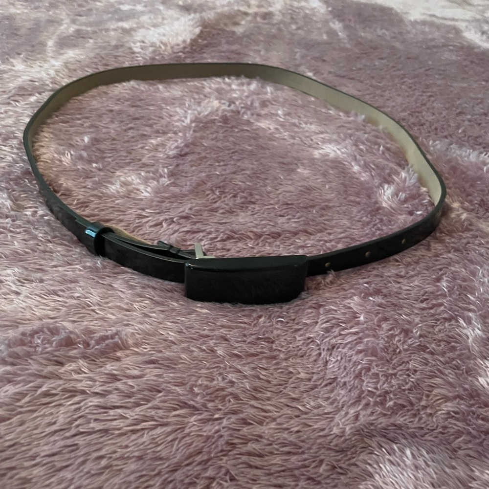 Black slim belt